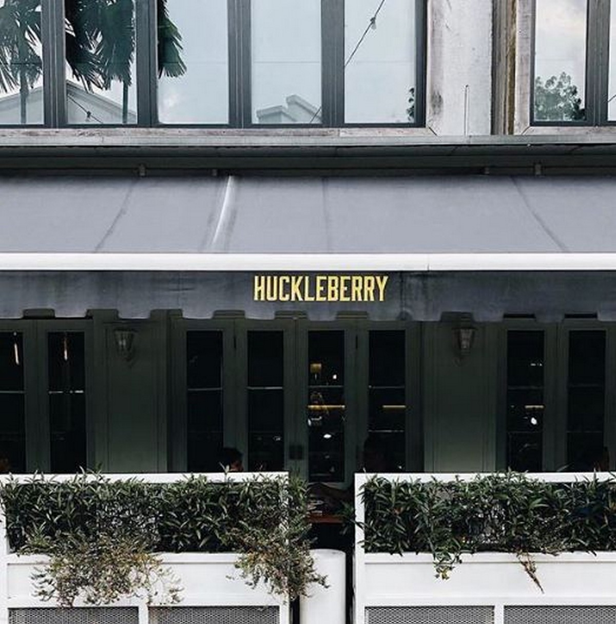 huckleberry1 - LifeStyle 