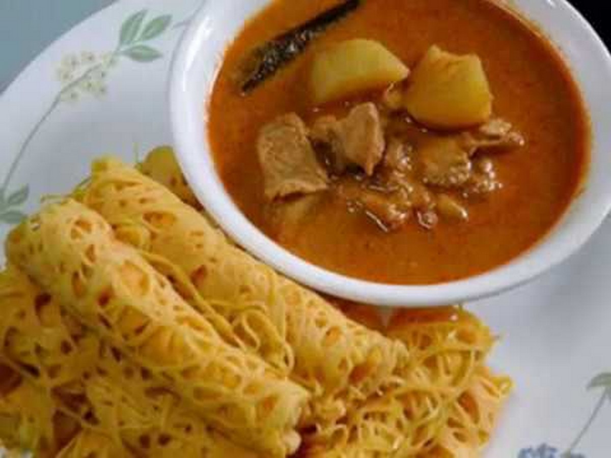 8.-ROTI-JALA-KARI-SOTONG - News 