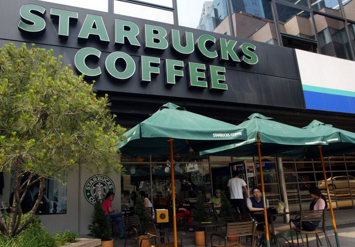 customers-sit-outside-a-starbucks-coffee-store-on-may-31-news-photo-71087234-1529604759-1024x714-1 - LifeStyle 