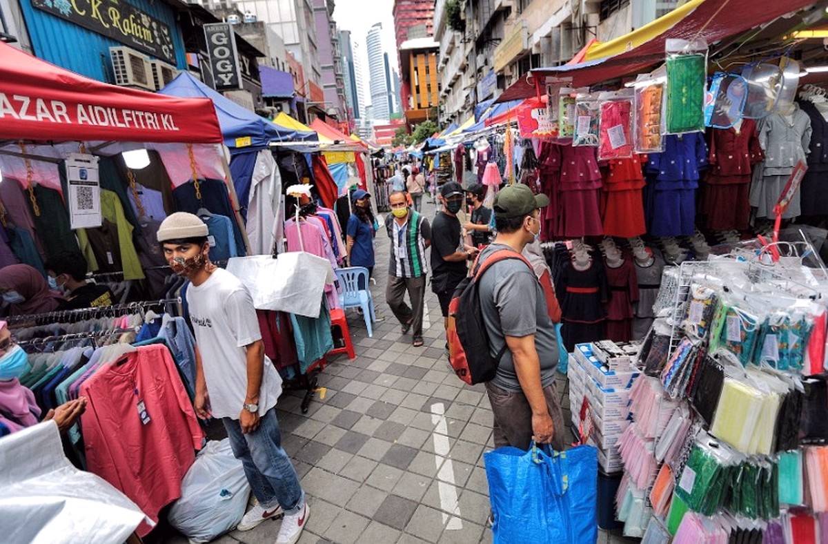 All-Ramadan-Aidilfitri-bazaars-in-MCO-areas-to-close-from-Monday-Malaysia - News 