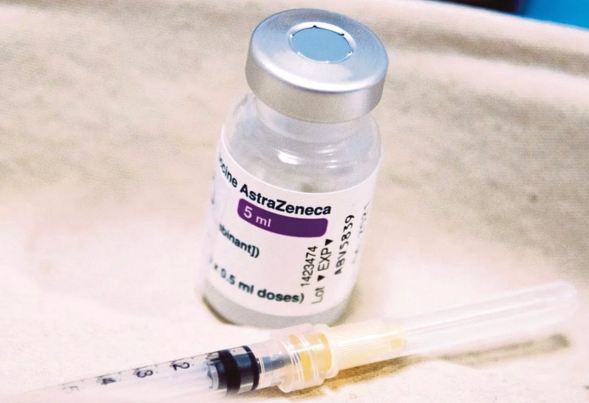 Orang-ramai-boleh-tempah-vaksin-AstraZeneca-mulai-esok - News 